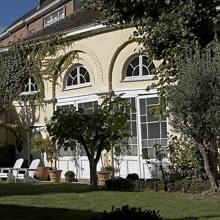 Bed & Breakfast La Maison Zenasni 3*